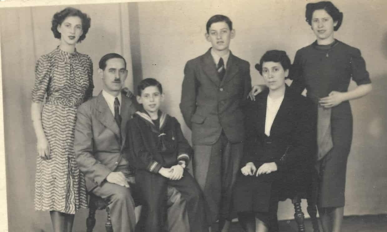 Cùng cha tới Auschwitz